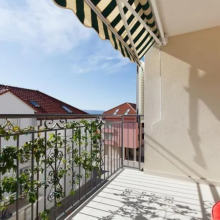 Fantasy Apartamento Bol